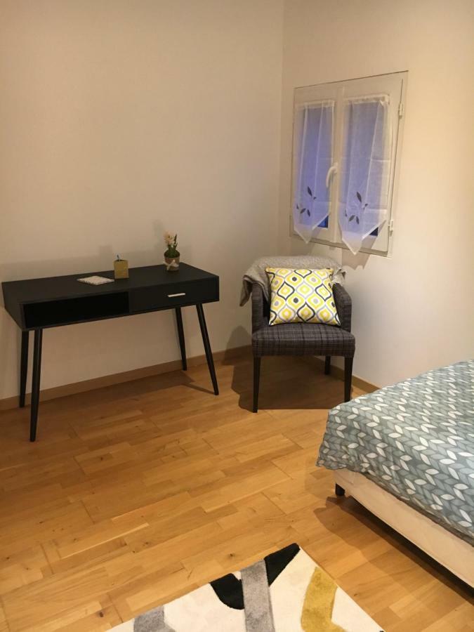 Appartement indépendant chez l'habitant Bezons Kültér fotó